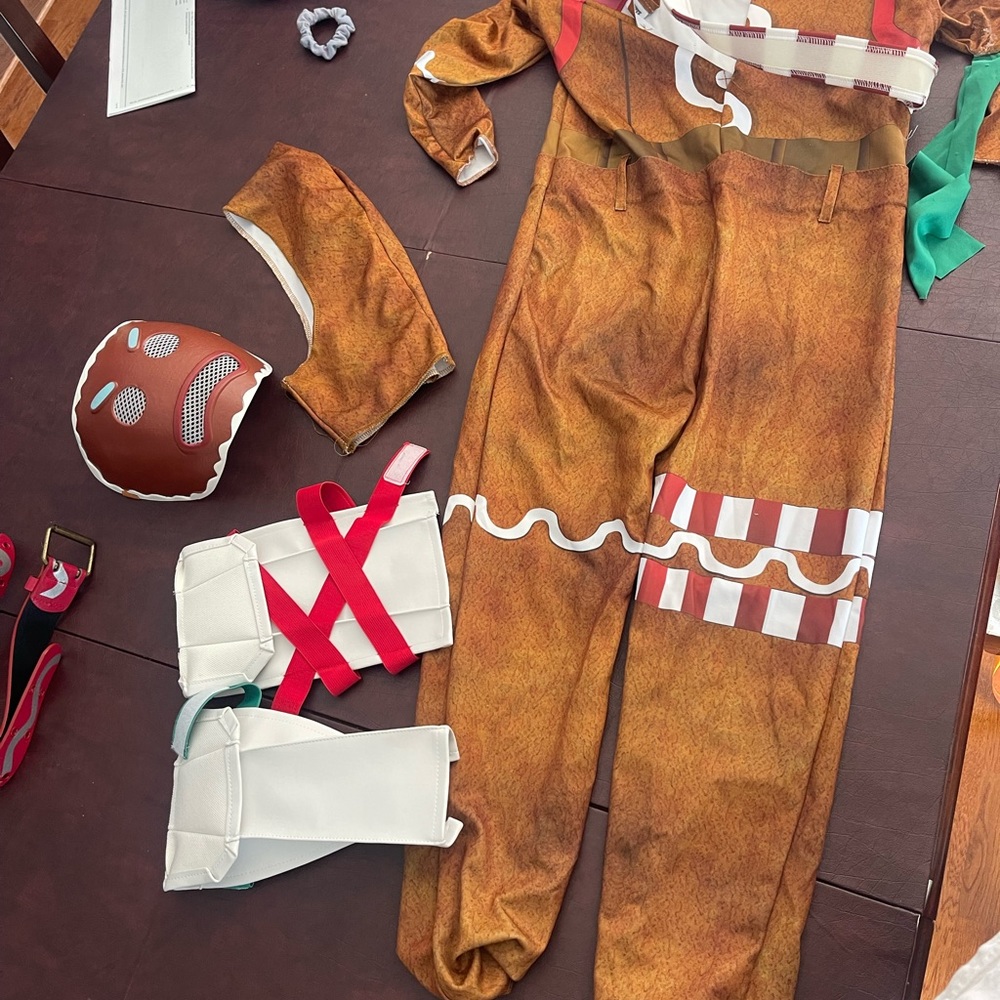 Halloween Costume - FortNite Gingerbread Man